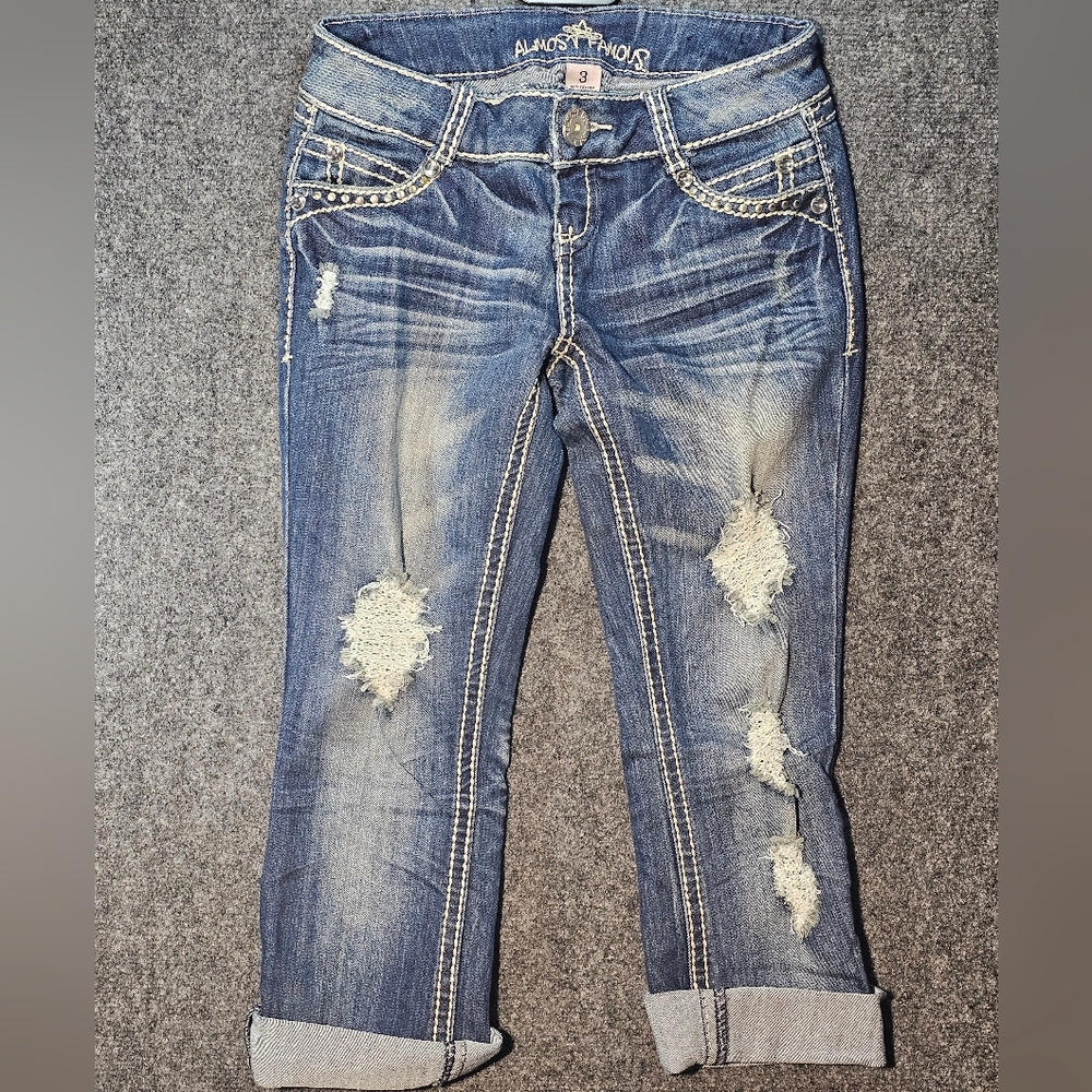 Almost Famous Women's Cropped Distressed Blue Jeans